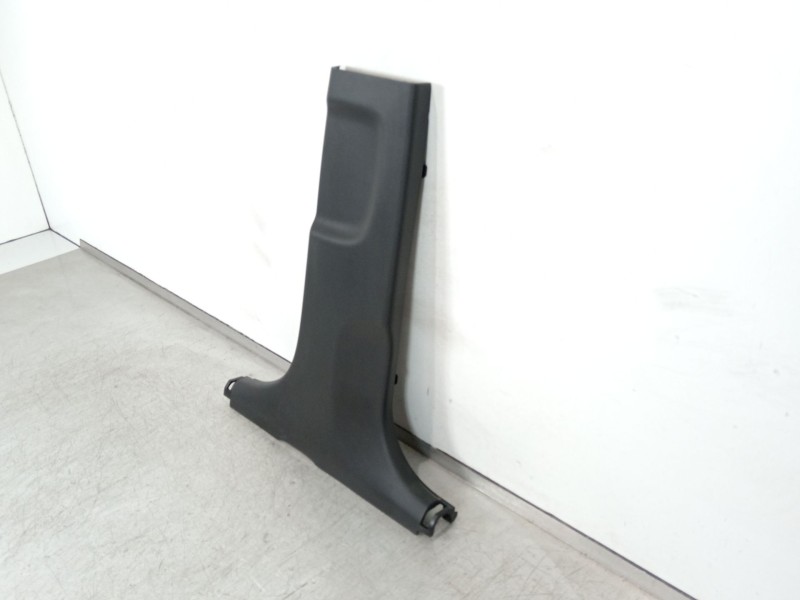 Recambio de moldura para hyundai kona (os, ose, osi) 1.0 t-gdi hybrid 48v referencia OEM IAM 85845BE000  