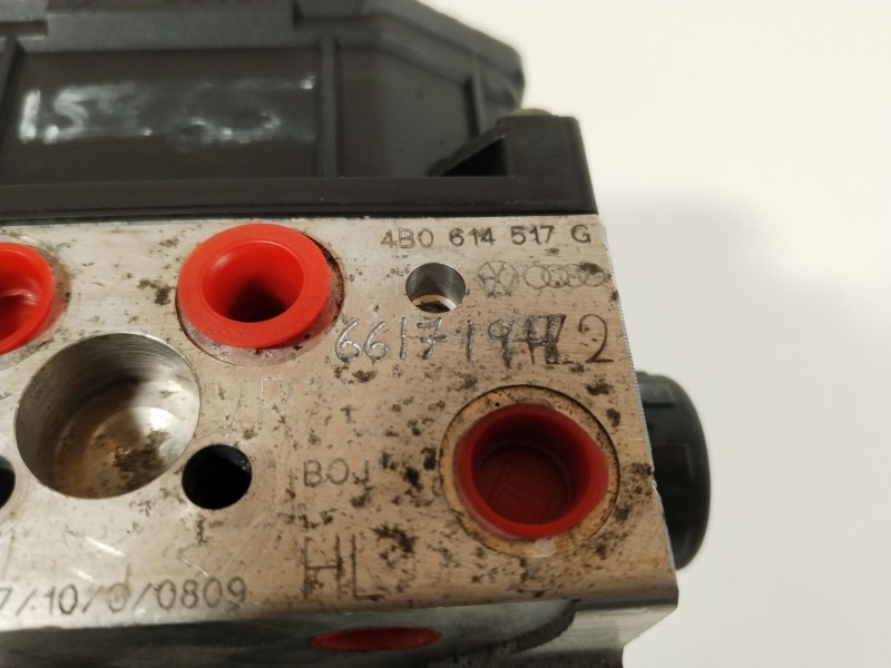 Recambio de abs para volkswagen passat b5 (3b2) 1.9 tdi referencia OEM IAM 4B0614517G  