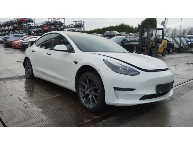 tesla model 3 (5yj3) del año 2022