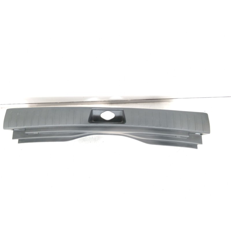 Recambio de moldura para hyundai kona (os, ose, osi) 1.0 t-gdi hybrid 48v referencia OEM IAM 85770BE100  