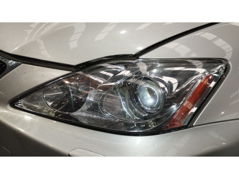 Recambio de faro izquierdo para lexus is ii (_e2_) 220d (ale20) referencia OEM IAM 8107053371  