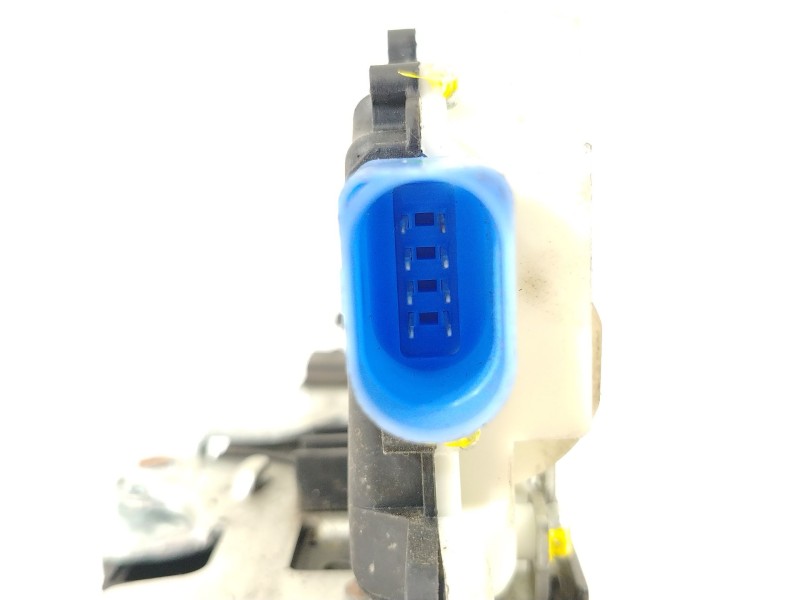 Recambio de cerradura puerta delantera derecha para seat ibiza iii (6l1) 1.9 tdi referencia OEM IAM 461860067 3B1837016CC 