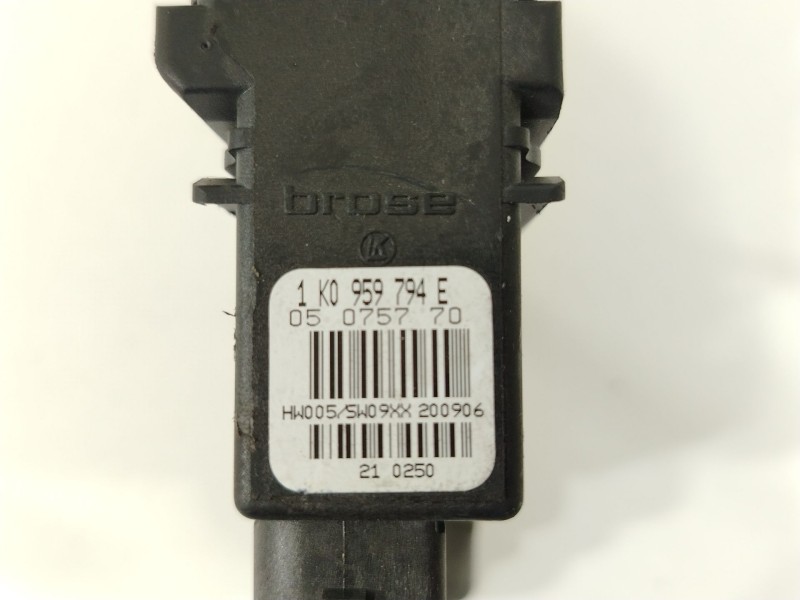 Recambio de motor elevalunas trasero derecho para volkswagen golf v (1k1) 1.9 tdi referencia OEM IAM 1K0959704K  