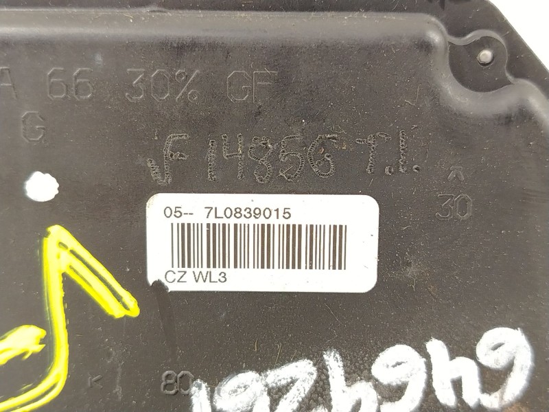 Recambio de cerradura puerta trasera izquierda para volkswagen golf v (1k1) 1.9 tdi referencia OEM IAM 7L0839015  