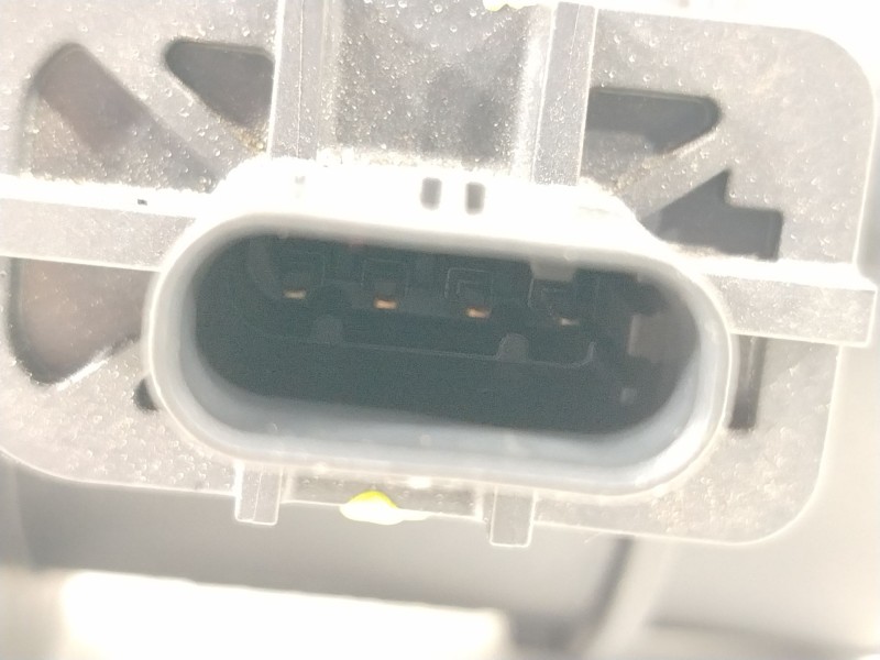 Recambio de caudalimetro para hyundai i30 (pde, pd, pden) 1.5 referencia OEM IAM 281642J600 9021060004 33913239