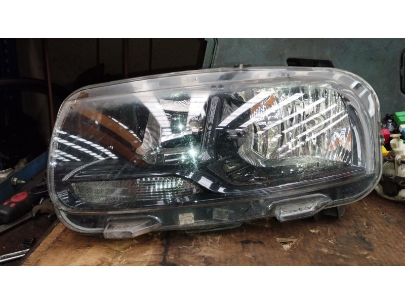 Recambio de faro izquierdo para citroën c4 cactus 1.6 bluehdi 100 referencia OEM IAM 9800901380 90039703 