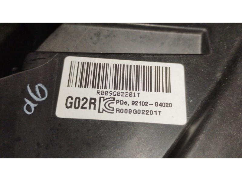 Recambio de faro derecho para hyundai i30 (pde, pd, pden) 1.0 t-gdi referencia OEM IAM 92102G4020  