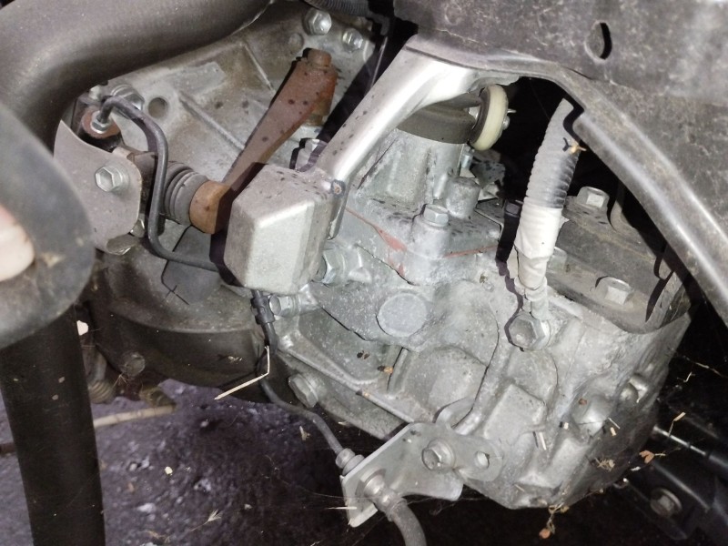 Recambio de caja cambios para toyota yaris active referencia OEM IAM 20TT063 17D1414194 