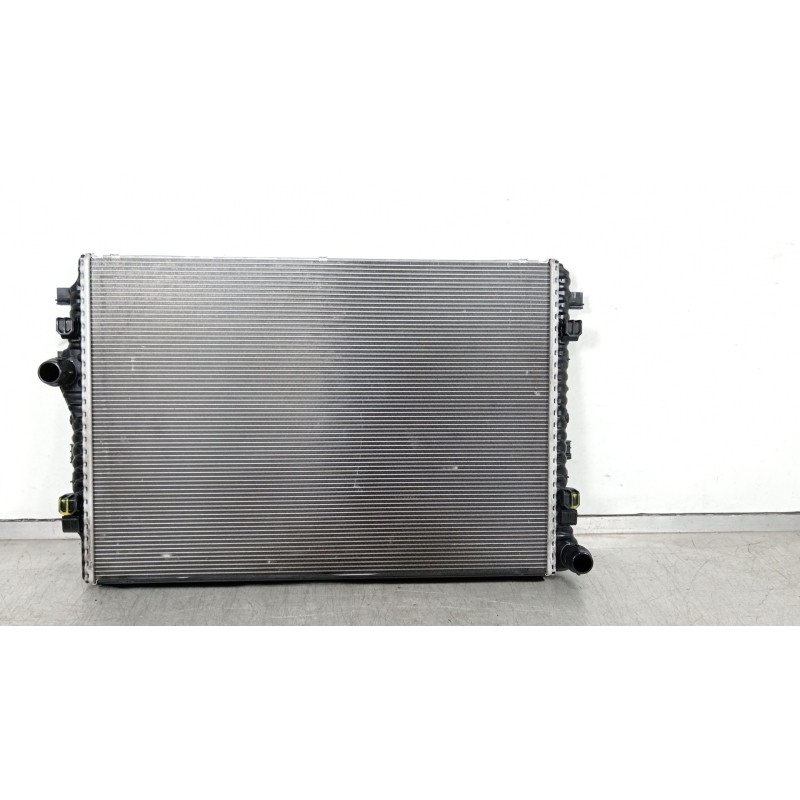 Recambio de radiador agua para cupra formentor (km7) 1.4 e-hybrid referencia OEM IAM 5WA121251E  