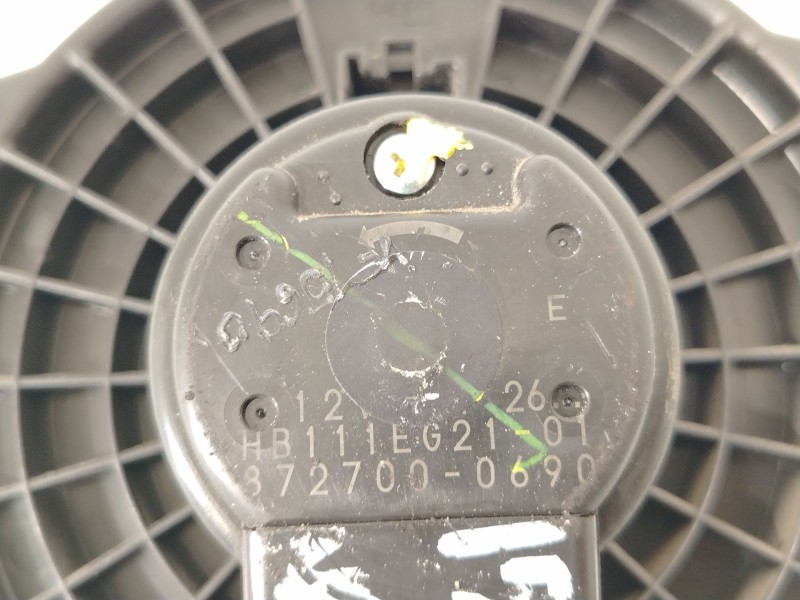 Recambio de ventilador calefaccion para mazda 2 (de_, dh_) 1.5 (de5fs) referencia OEM IAM HB111EG21 8727000690 DF7161B10