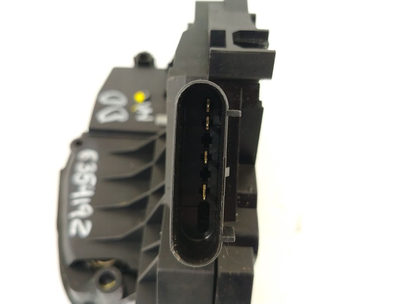 Recambio de cerradura puerta delantera derecha para ford transit connect monospace 1.5 tdci referencia OEM IAM AM5AU21812BE  