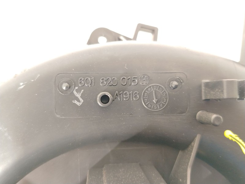 Recambio de ventilador calefaccion para volkswagen polo (6r1) advance referencia OEM IAM 6Q1820015H  