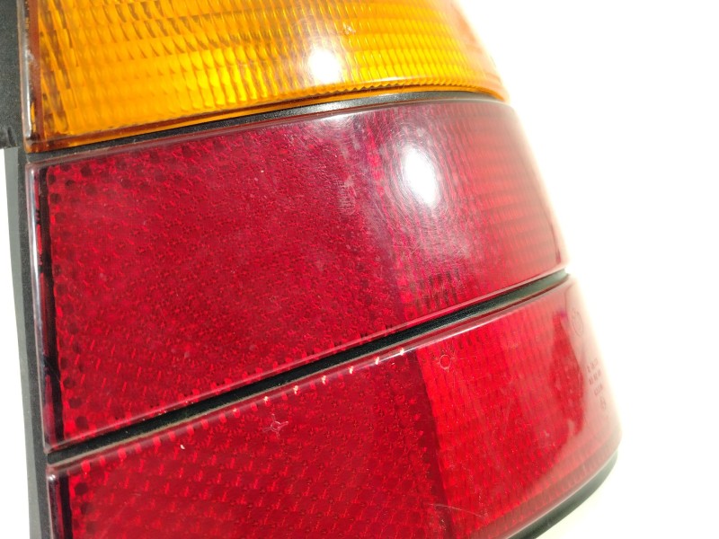 Recambio de piloto trasero derecho para bmw 5 (e34) 520 i 24v referencia OEM IAM 63211384010 133690 