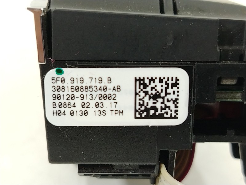 Recambio de mando volante para seat leon (5f1) 1.6 tdi referencia OEM IAM 5F0919719B  