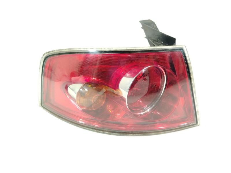 Recambio de piloto trasero izquierdo para seat ibiza iii (6l1) 1.2 referencia OEM IAM 6L6945111 6L6945095A 6L6945257