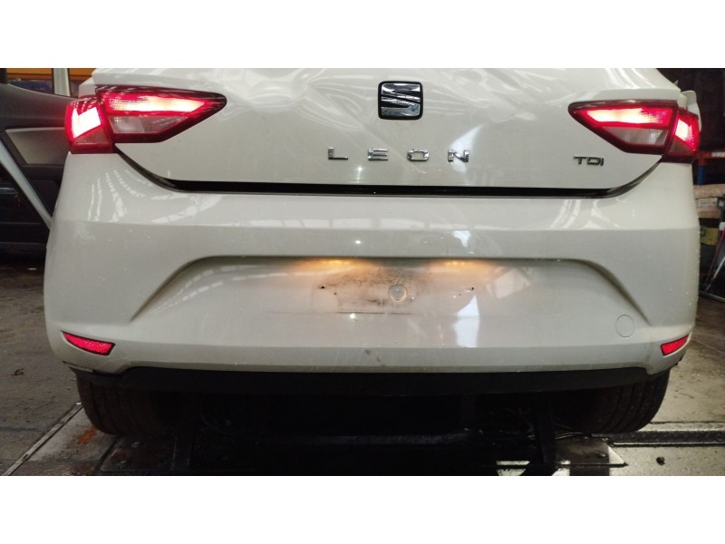 Recambio de paragolpes trasero para seat leon (5f1) 1.6 tdi referencia OEM IAM 5F0807421  