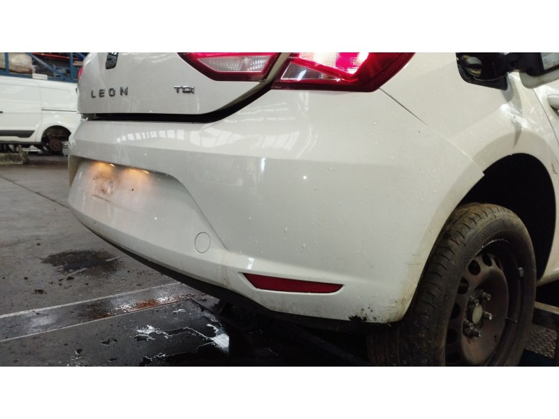 Recambio de paragolpes trasero para seat leon (5f1) 1.6 tdi referencia OEM IAM 5F0807421  