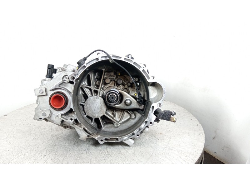 Recambio de caja cambios para hyundai i30 (gd) 1.6 crdi referencia OEM IAM WBJ6H  