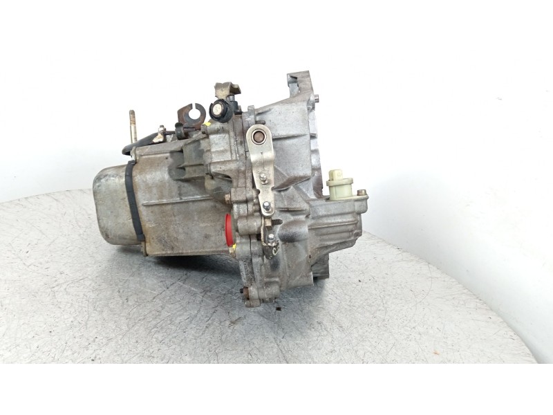 Recambio de caja cambios para citroën saxo 1.5 diesel referencia OEM IAM 20CC61  