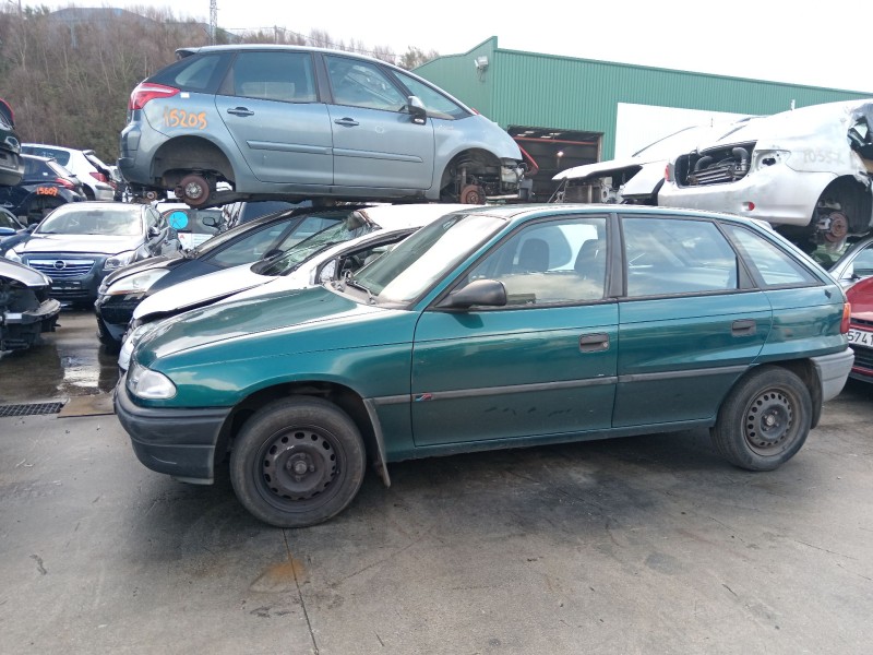 opel astra f hatchback (t92) del año 1994