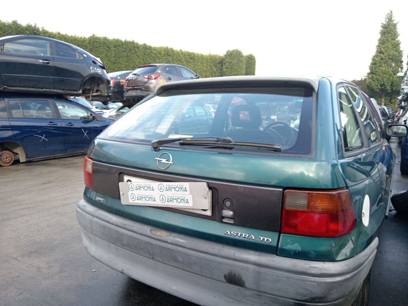 opel astra f hatchback (t92) del año 1994