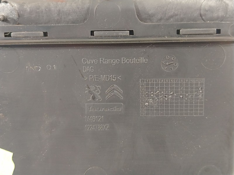 Recambio de guantera para citroën c4 picasso ii 1.6 bluehdi 120 referencia OEM IAM 1609671280 96778791ZD 