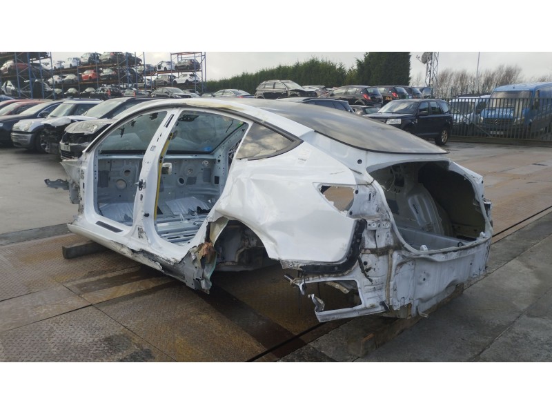 Recambio de carroceria completa para tesla model 3 (5yj3) ev referencia OEM IAM   