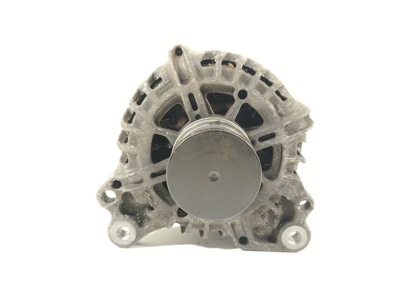 Recambio de alternador para seat leon (5f1) 1.6 tdi referencia OEM IAM 03L903023J TG12C113 