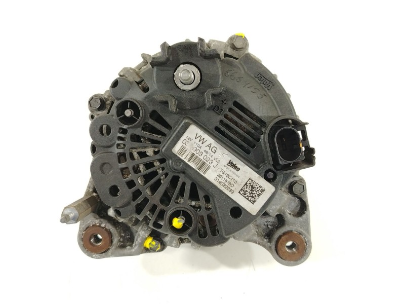 Recambio de alternador para seat leon (5f1) 1.6 tdi referencia OEM IAM 03L903023J TG12C113 