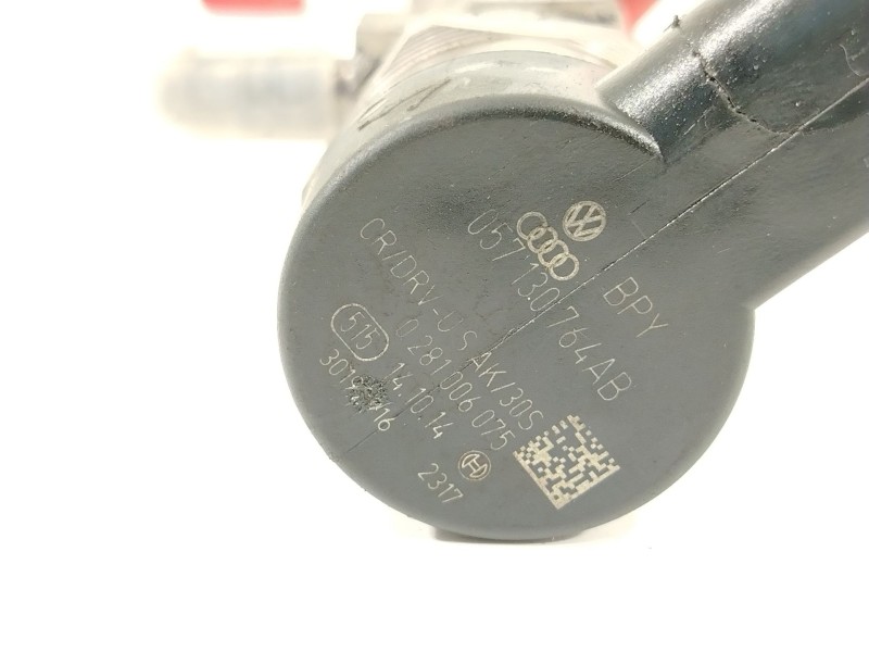 Recambio de rampa inyectora para seat leon (5f1) 1.6 tdi referencia OEM IAM 04L130089B 04L906054 057130764AB