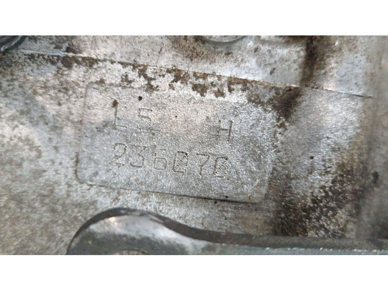 Recambio de caja cambios para hyundai tucson (jm) 2.0 crdi referencia OEM IAM L5H 4300039940 236070