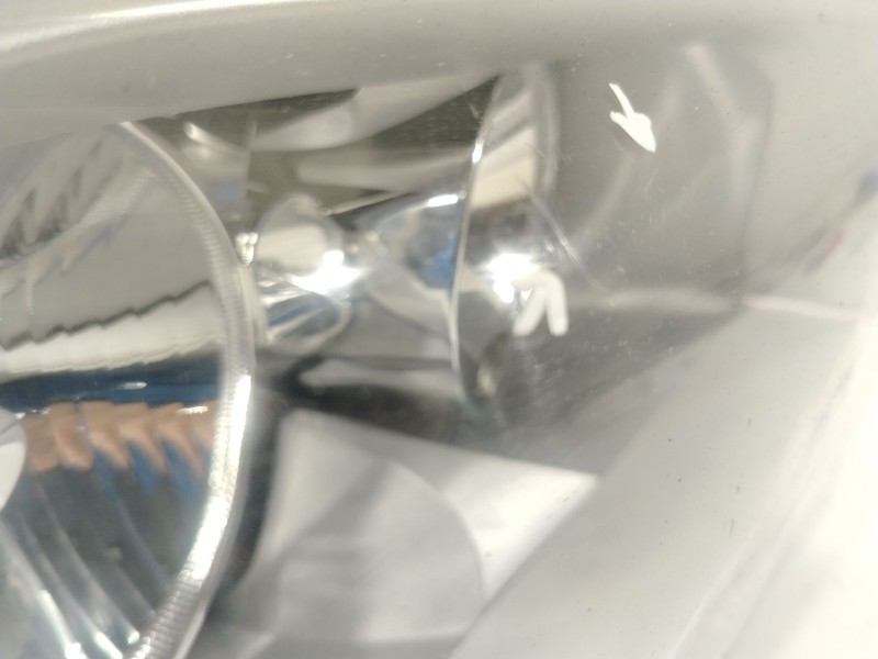 Recambio de faro derecho para bmw 1 (e87) 118 i referencia OEM IAM 63126924486 89310921 