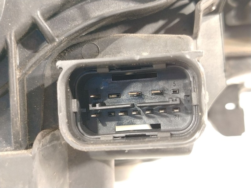 Recambio de faro izquierdo para bmw 1 (e87) 118 i referencia OEM IAM 63126924485 89310911 