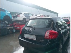 toyota auris (_e15_) del año 2008 2