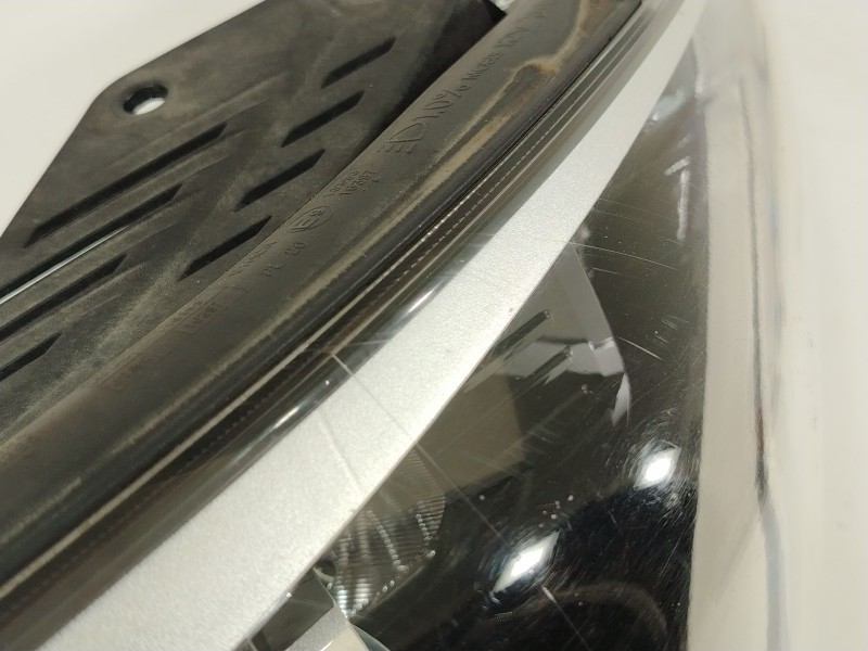 Recambio de faro derecho para hyundai i30 (pde, pd, pden) 1.0 t-gdi referencia OEM IAM 92102G4020  