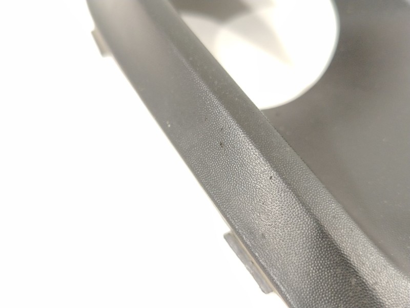 Recambio de rejilla paragolpes izquierda para renault clio iv (bh_) 1.5 dci 75 referencia OEM IAM 261A39715R  