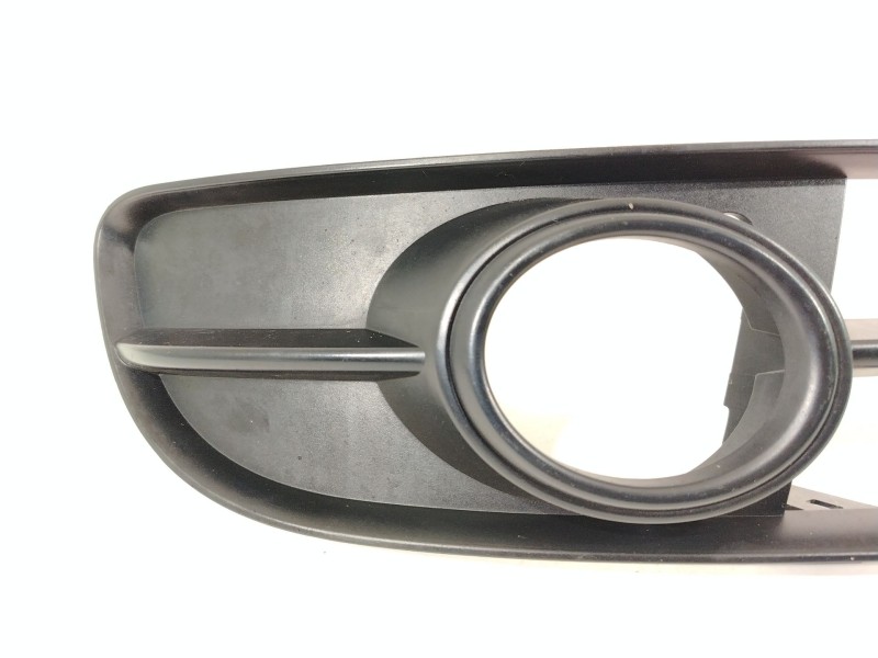 Recambio de rejilla paragolpes izquierda para audi a4 b7 (8ec) 2.0 tdi referencia OEM IAM 8E0807681F  