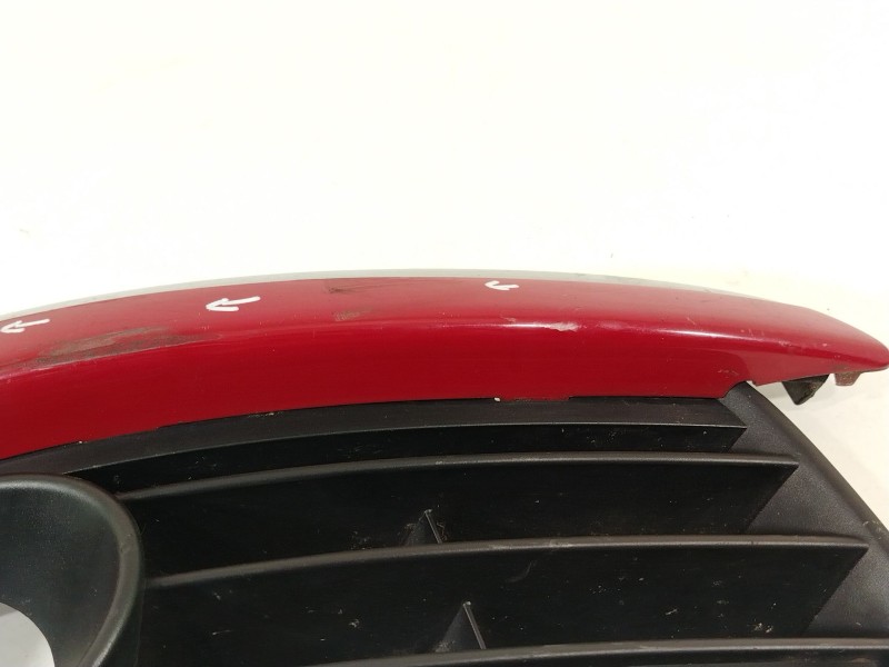 Recambio de rejilla paragolpes derecha para volkswagen golf v variant (1k5) 1.9 tdi referencia OEM IAM 1K0853666H  