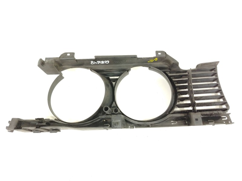 Recambio de rejilla delantera para bmw 5 (e34) 520 i 24v referencia OEM IAM 51131944138  