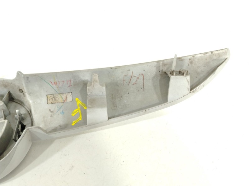 Recambio de rejilla delantera para mazda 2 (de_, dh_) 1.5 (de5fs) referencia OEM IAM D01N50711 D01N50710A85 