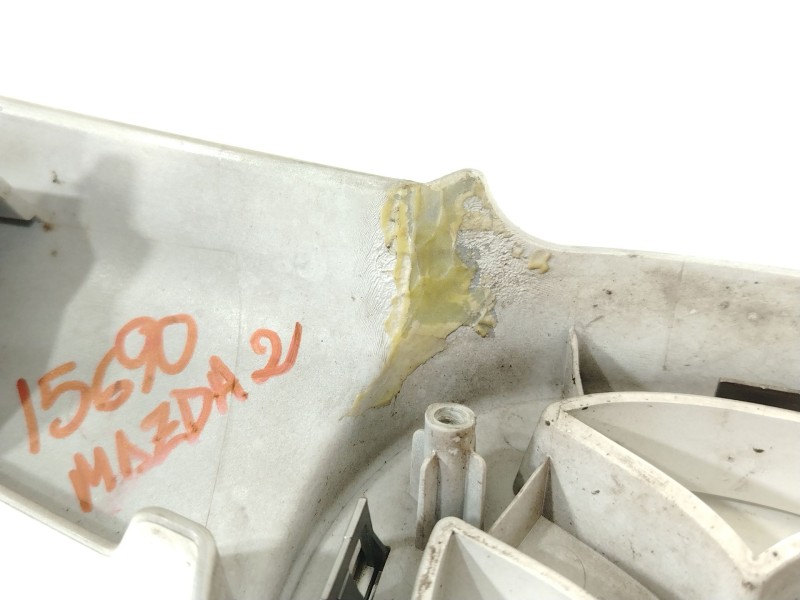 Recambio de rejilla delantera para mazda 2 (de_, dh_) 1.5 (de5fs) referencia OEM IAM D01N50711 D01N50710A85 