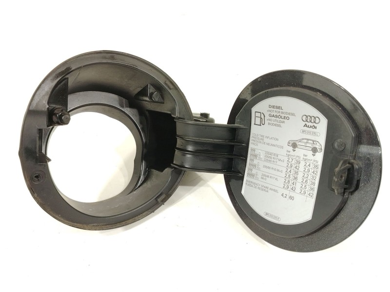 Recambio de tapa exterior combustible para audi a3 (8p1) 2.0 tdi referencia OEM IAM 8P4809999 8P0010370L 8P0010570K