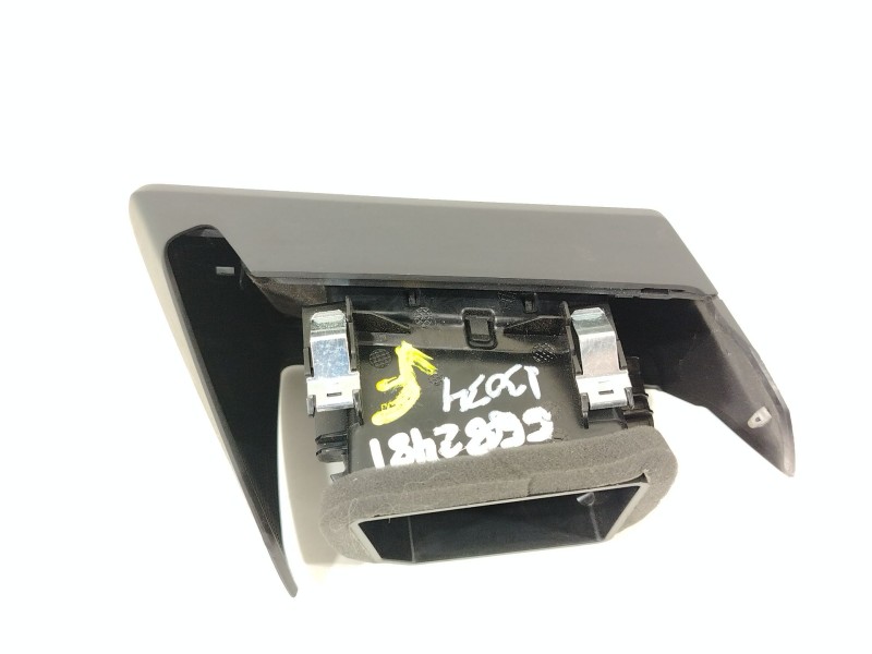 Recambio de rejilla aireadora para audi a3 sportback (8y) gy referencia OEM IAM 8Y1820901A  