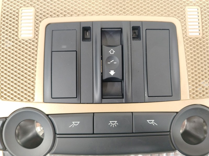 Recambio de luz interior para bmw x5 (e70) 3.0d referencia OEM IAM 61319166719 747563000 