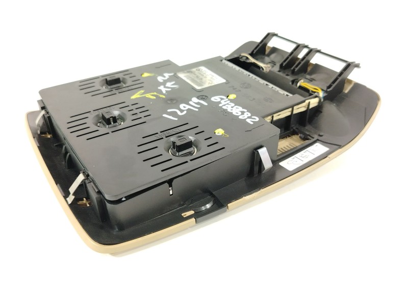 Recambio de luz interior para bmw x5 (e70) 3.0d referencia OEM IAM 61319166719 747563000 