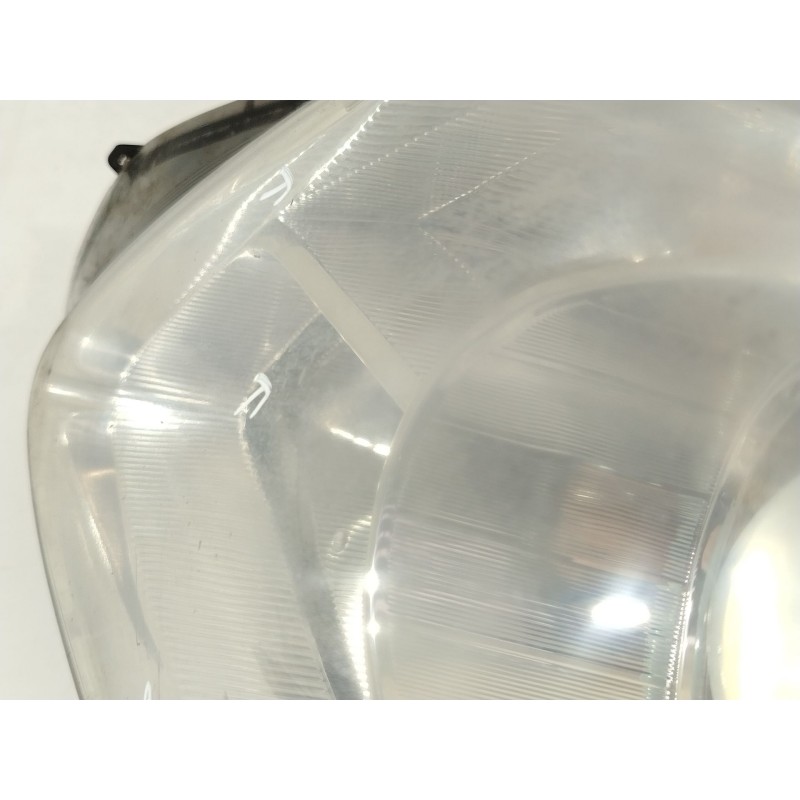 Recambio de faro izquierdo para toyota avensis sedán (_t27_) 2.0 d-4d (adt270_) referencia OEM IAM 8117005310 8116605310 