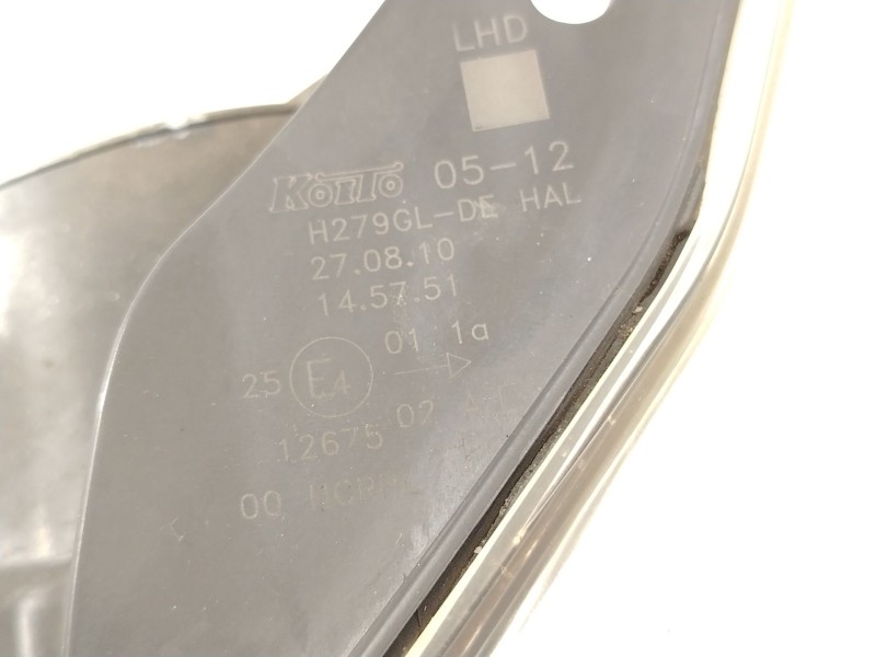 Recambio de faro izquierdo para toyota avensis sedán (_t27_) 2.0 d-4d (adt270_) referencia OEM IAM 8117005310 8116605310 