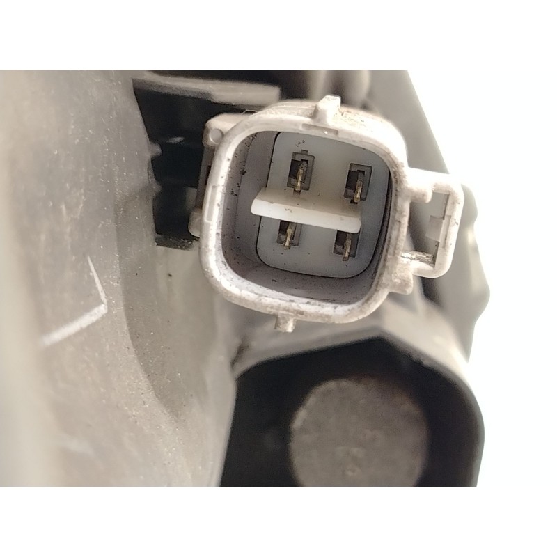 Recambio de faro izquierdo para toyota avensis sedán (_t27_) 2.0 d-4d (adt270_) referencia OEM IAM 8117005310 8116605310 