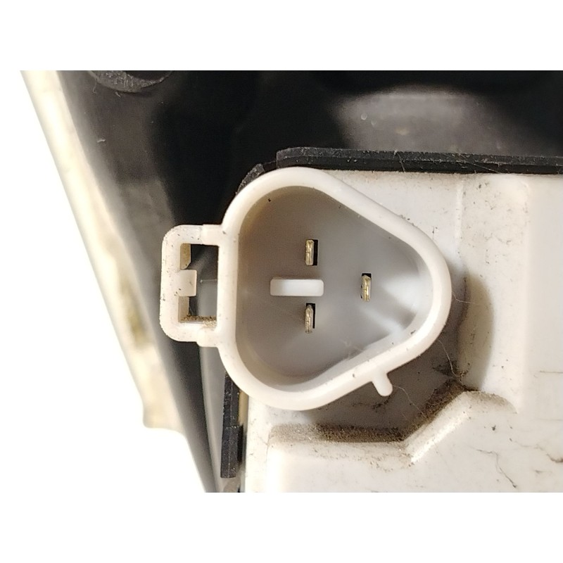 Recambio de faro izquierdo para toyota avensis sedán (_t27_) 2.0 d-4d (adt270_) referencia OEM IAM 8117005310 8116605310 