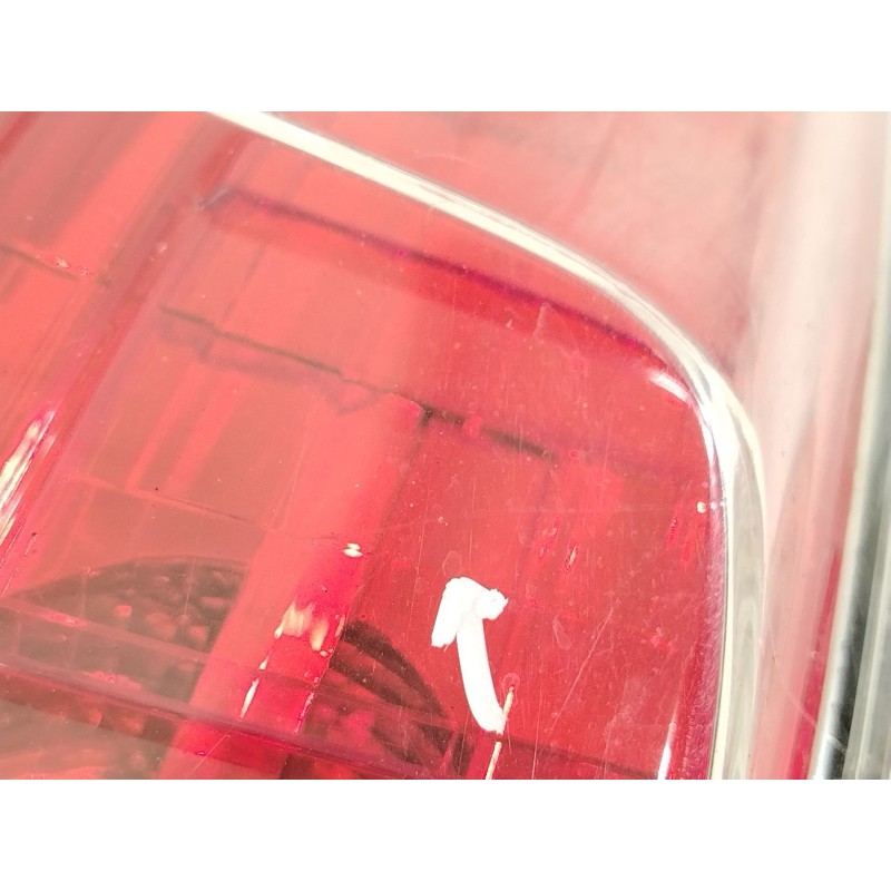 Recambio de piloto trasero izquierdo para toyota avensis sedán (_t27_) 2.0 d-4d (adt270_) referencia OEM IAM 8156105270  